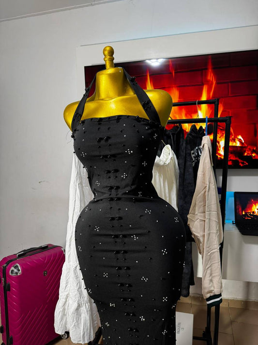 ROBE NOIR PERLÉE